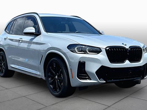 Used 2024 BMW X3 sDrive30i w/ Premium Package image 2