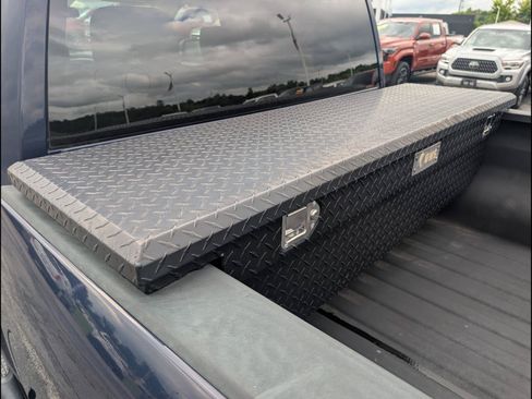 Used 2017 RAM 1500 Express RWD image 21