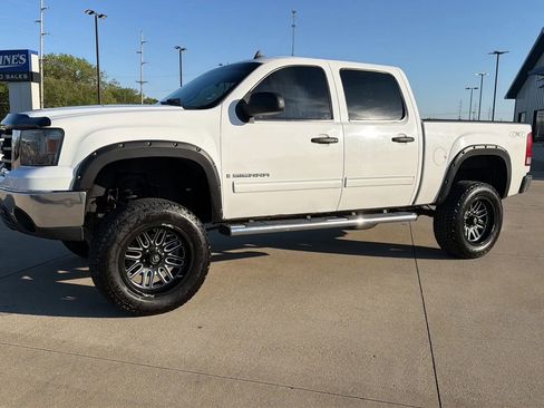 Used 2009 GMC Sierra 1500 SL AWD/4WD image 6