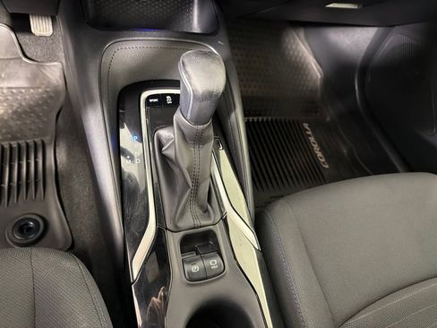 Used 2020 Toyota Corolla SE image 17