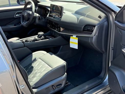 New 2026 Nissan Rogue Platinum AWD/4WD image 27