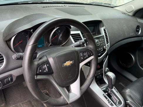 Used 2011 Chevrolet Cruze LT image 10