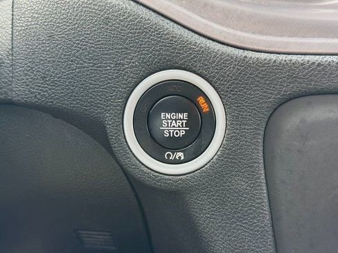 Used 2023 Dodge Charger SXT w/ Blacktop Package image 33