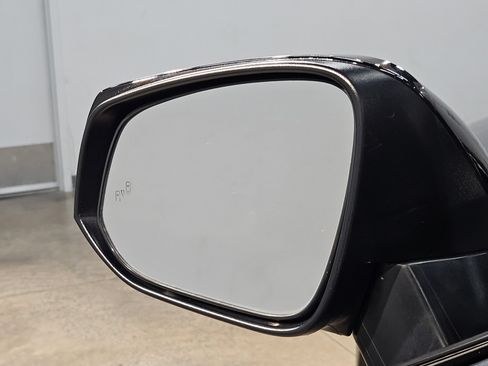 Used 2024 Toyota RAV4 XLE FWD image 22