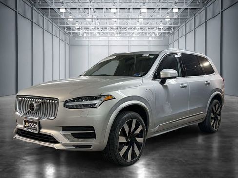 Used 2023 Volvo XC90 T8 Ultimate AWD/4WD image 1