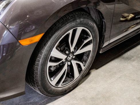 Used 2019 Honda Odyssey Elite image 12