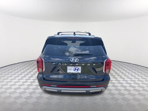 Used 2023 Hyundai Palisade Limited FWD image 6
