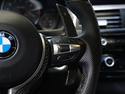 Used 2020 BMW M4 Coupe w/ Competition Package RWD image 40