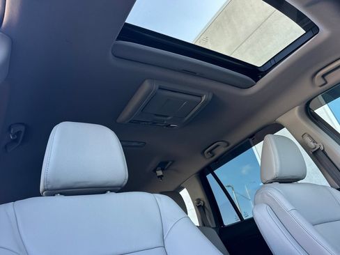 Used 2016 Honda Pilot Touring image 18