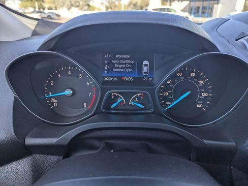 Used 2017 Ford Escape Titanium image 31