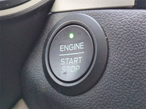 Certified 2021 Ford Escape SE w/ Convenience Package image 28