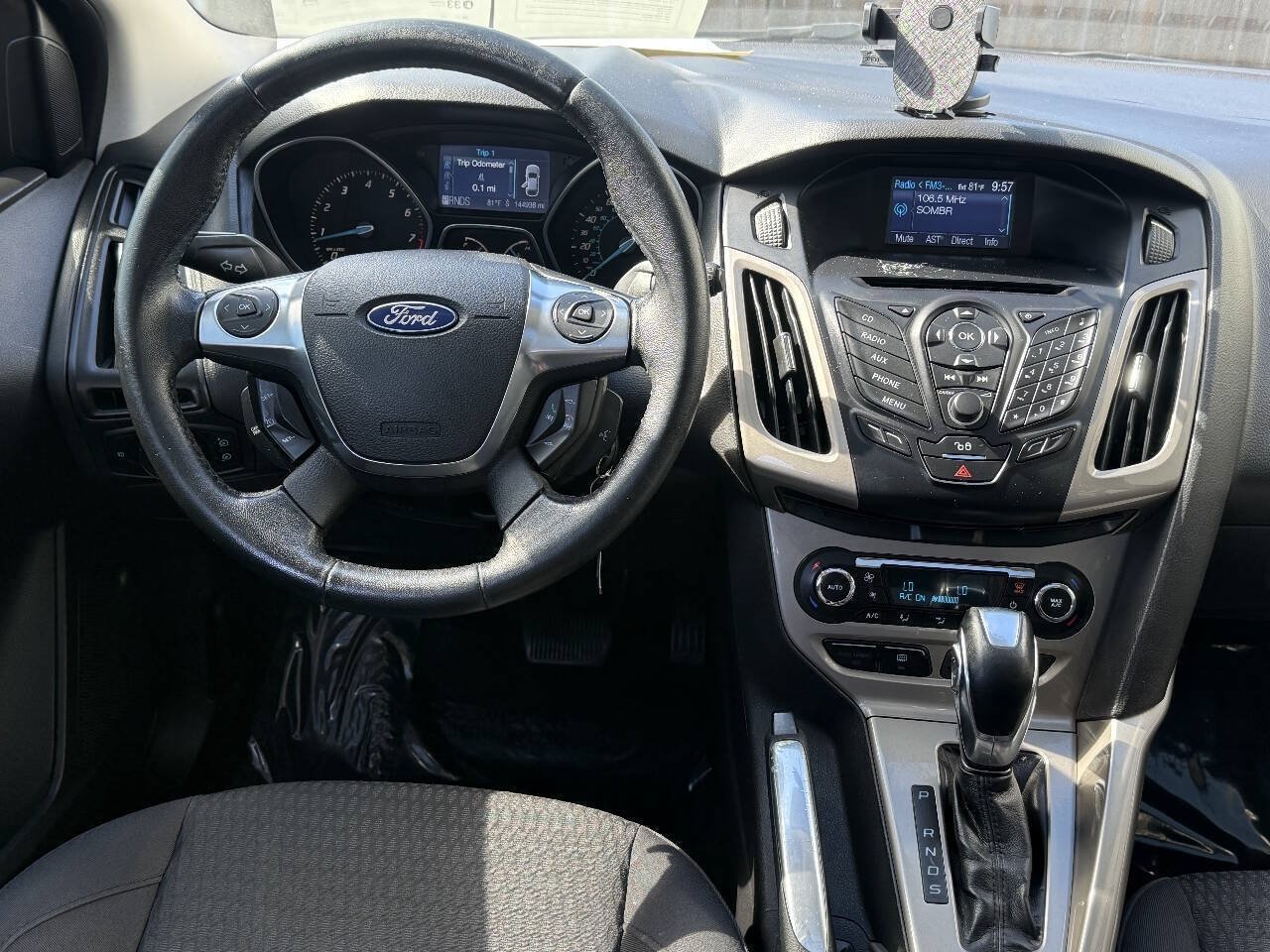 Used 2012 Ford Focus SEL FWD image 8