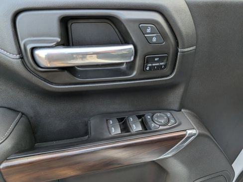 Used 2020 GMC Sierra 1500 SLT w/ SLT Premium Package image 32