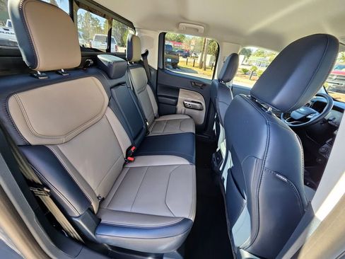 New 2026 Ford Maverick Lariat w/ 4K Tow Package image 10