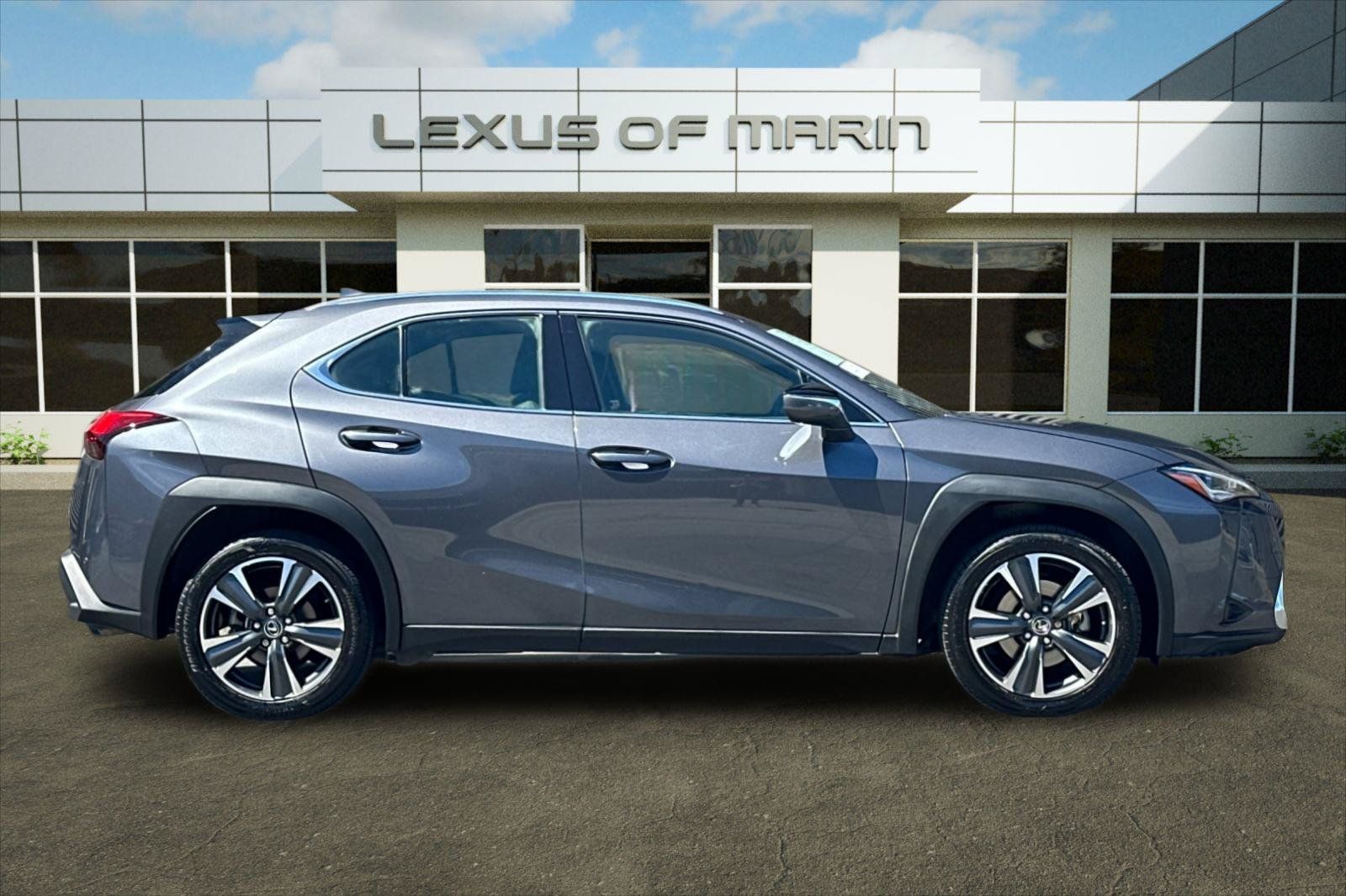 Used 2022 Lexus UX 200 w/ Accessory Package (Z2) FWD image 8