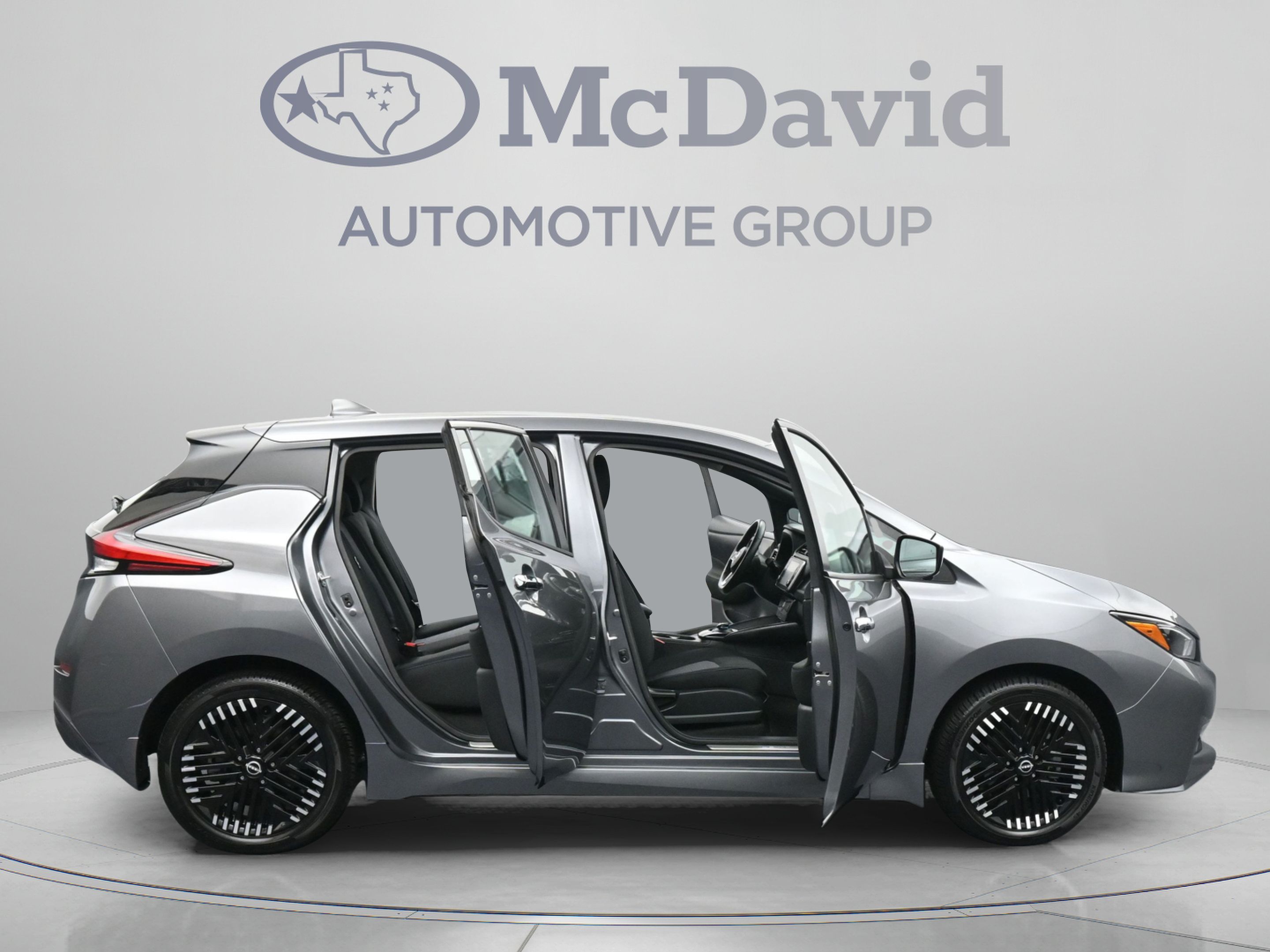 Used 2025 Nissan Leaf SV Plus FWD image 40