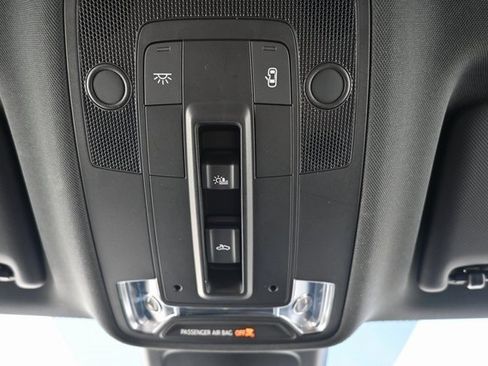 Used 2020 Audi Q3 2.0T Prestige image 34