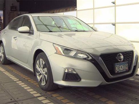 Used 2019 Nissan Altima 2.5 S image 4