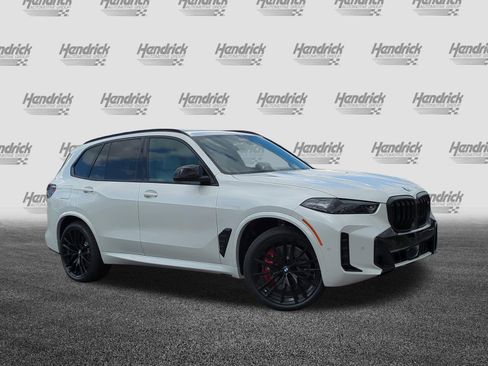 New 2026 BMW X5 M60i image 2