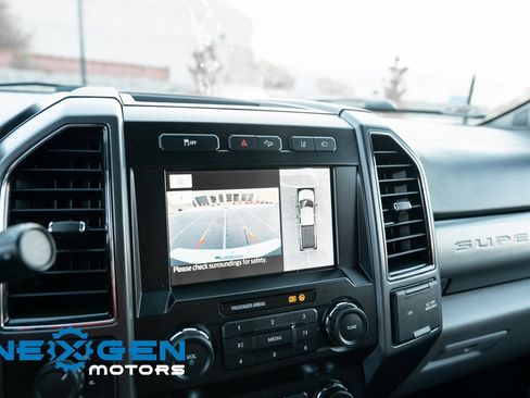 Used 2022 Ford F350 XLT image 34