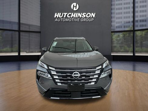 Used 2026 Nissan Rogue Platinum w/ Platinum Premium Package AWD/4WD image 2