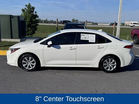 Used 2020 Toyota Corolla LE FWD image 4