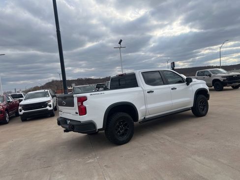 Used 2023 Chevrolet Silverado 1500 ZR2 w/ ZR2 Bison Edition image 10