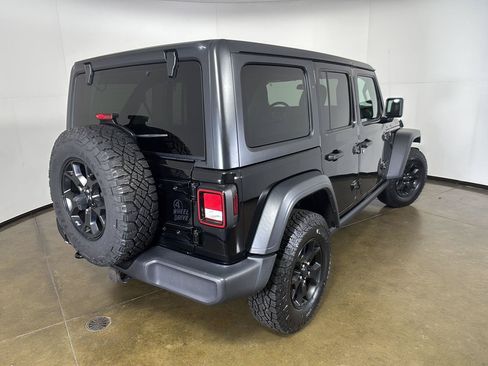 Used 2021 Jeep Wrangler Unlimited Sport AWD/4WD image 10
