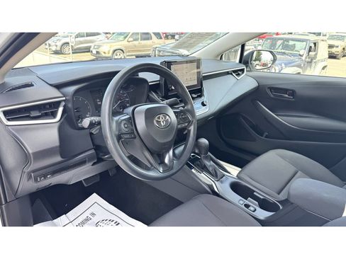Used 2024 Toyota Corolla LE image 19
