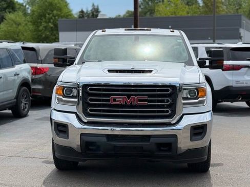 Used 2019 GMC Sierra 2500 4x4 Crew Cab w/ Sierra Convenience Package image 30