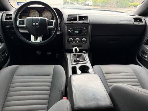 Used 2013 Dodge Challenger R/T RWD image 15