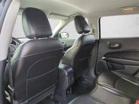 Used 2021 Jeep Compass Latitude image 17