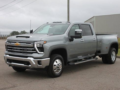 New 2026 Chevrolet Silverado 3500 LTZ w/ LTZ Plus Package image 2