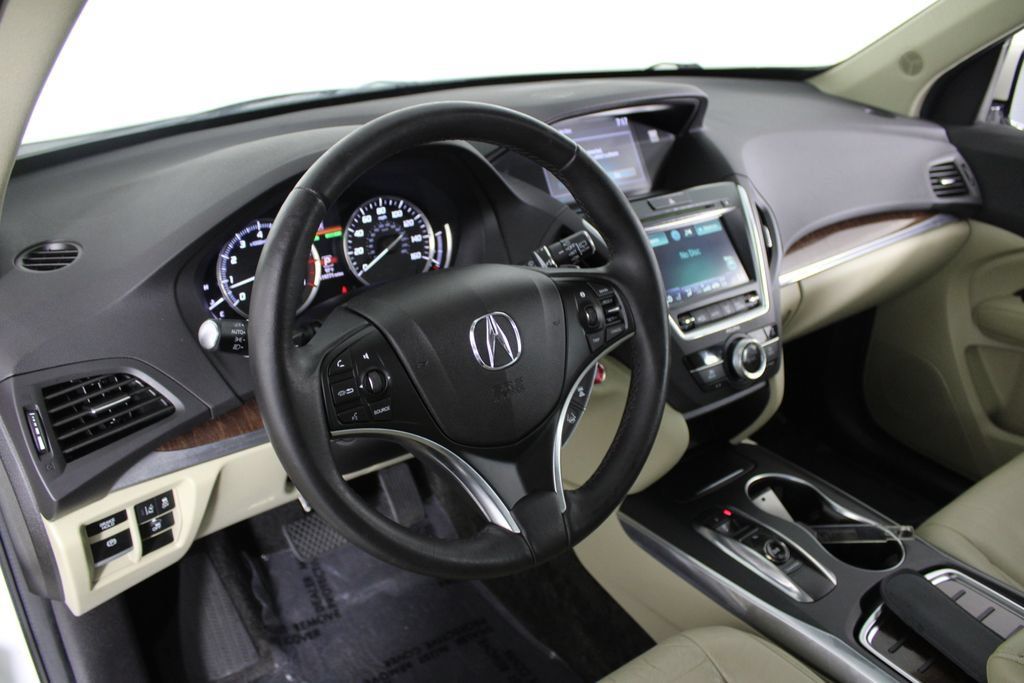 Used 2017 Acura MDX FWD image 18