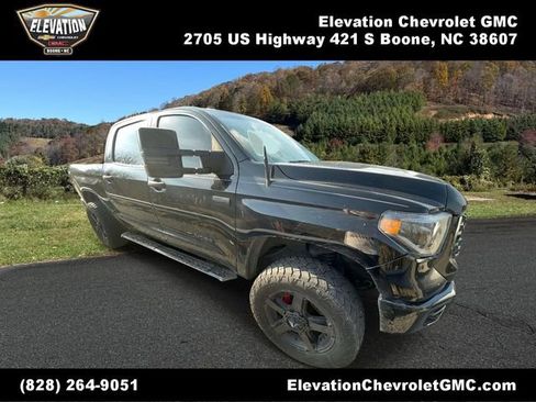 Used 2017 Toyota Tundra SR5 w/ SR5 Upgrade Package image 1