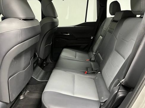 Used 2025 Lexus GX 550 w/ Accessory Package (2T) AWD/4WD image 46
