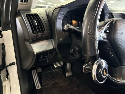 Used 2014 INFINITI Q60 Journey w/ Premium Package image 16