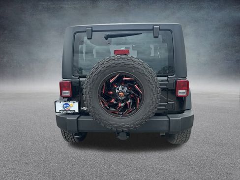 Used 2018 Jeep Wrangler Sport image 8