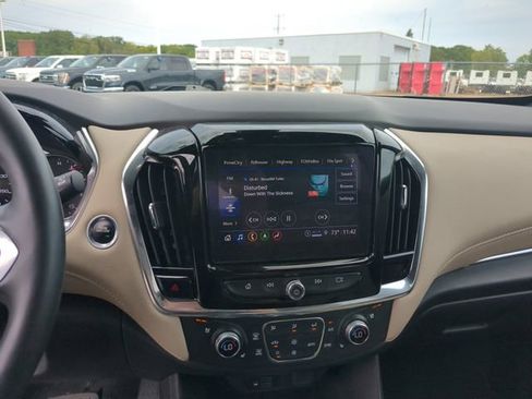 Certified 2023 Chevrolet Traverse Premier image 20