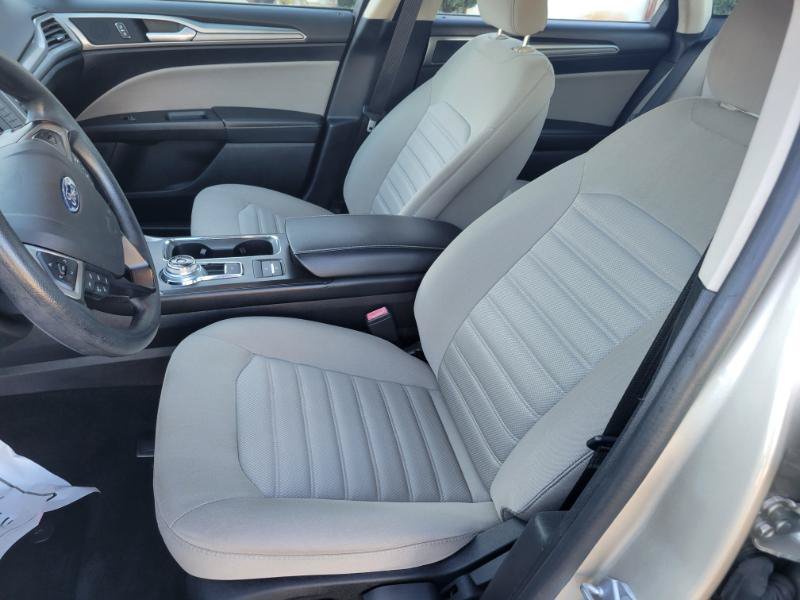Used 2018 Ford Fusion S FWD image 7