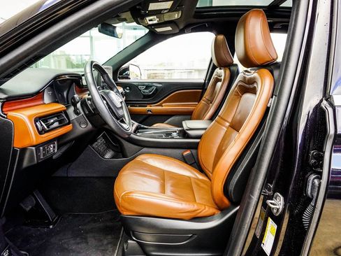 Used 2021 Lincoln Aviator Reserve w/ Equipment Group 208A image 38