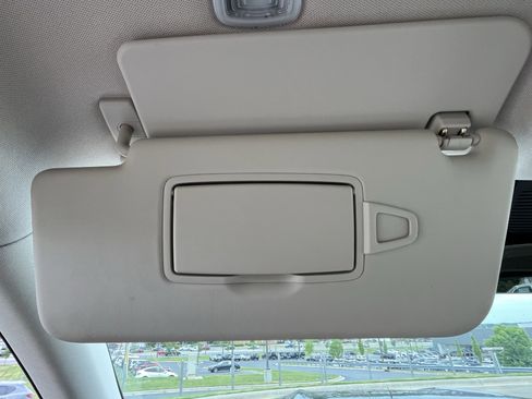 Used 2021 Mercedes-Benz GLS 450 4MATIC image 19