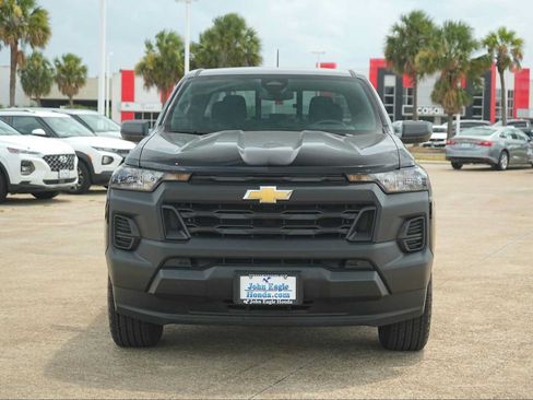 Used 2025 Chevrolet Colorado W/T w/ WT Convenience Package II RWD image 6