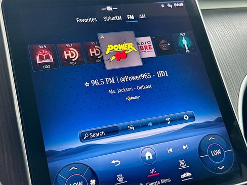 Used 2024 Mercedes-Benz C 300 4MATIC Sedan image 14