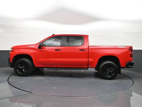 Certified 2021 Chevrolet Silverado 1500 LT Trail Boss w/ Convenience Package II AWD/4WD image 2