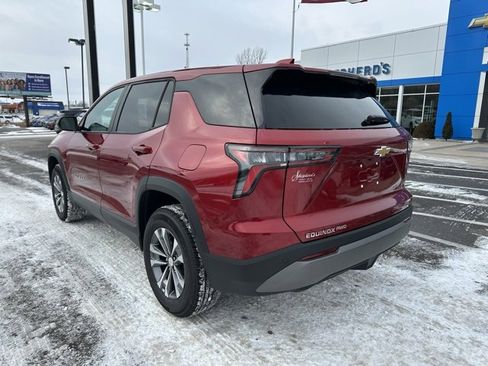 Used 2026 Chevrolet Equinox LT w/ Convenience Package II image 17