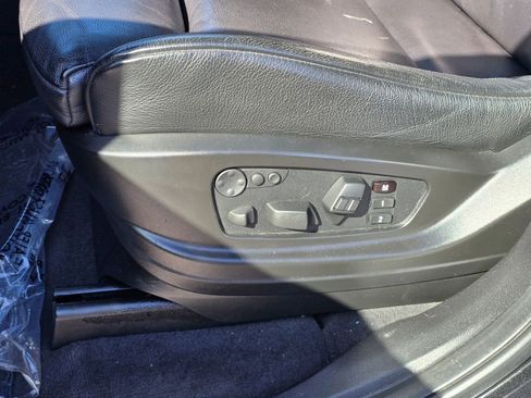 Used 2013 BMW X5 M image 22