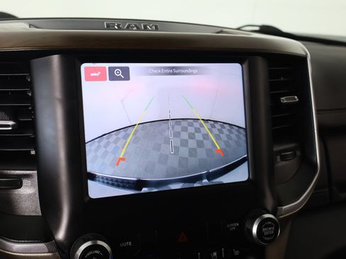 Used 2022 RAM 1500 Laramie AWD/4WD image 6