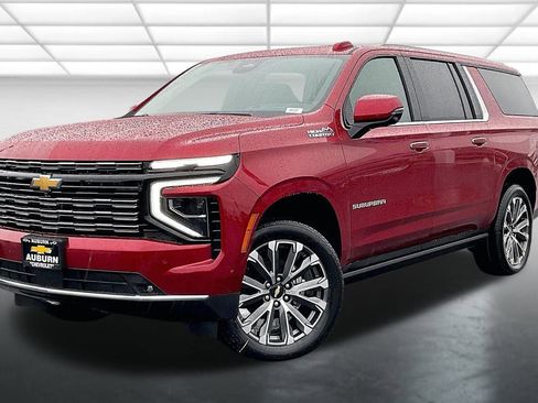 New 2026 Chevrolet Suburban High Country image 2