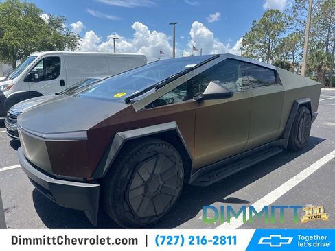 Used 2024 Tesla Cybertruck AWD Crew Cab image 1